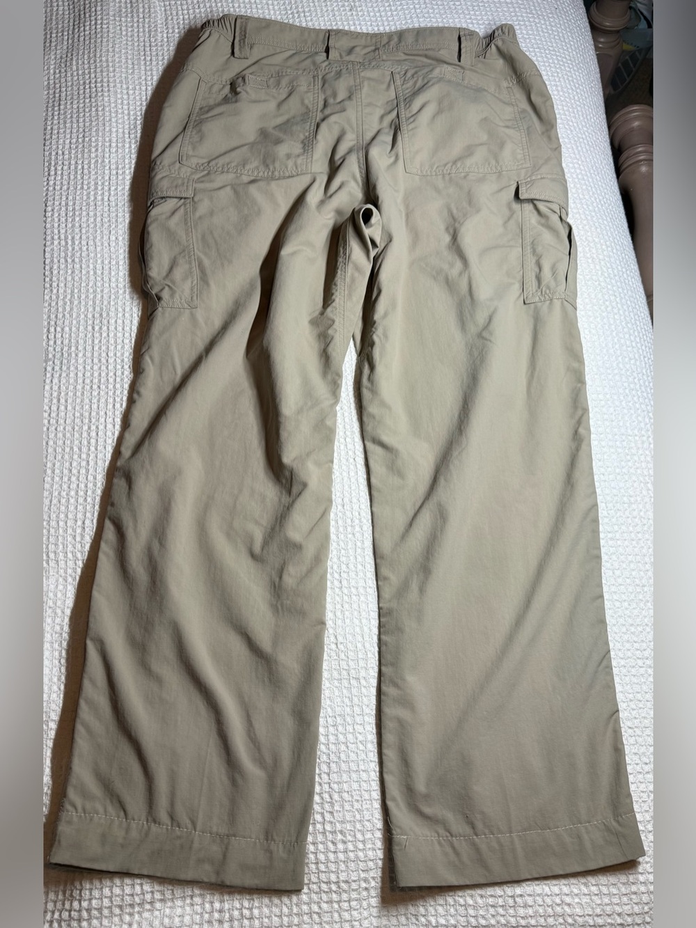 Duluth Trading Co Armachillo Tan Cargo Pants with Utility Pockets